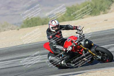 media/Dec-01-2025-Moto Forza (Mon) [[2daa91e15f]]/2-Intermediate Group/Session 4 Turn 9/